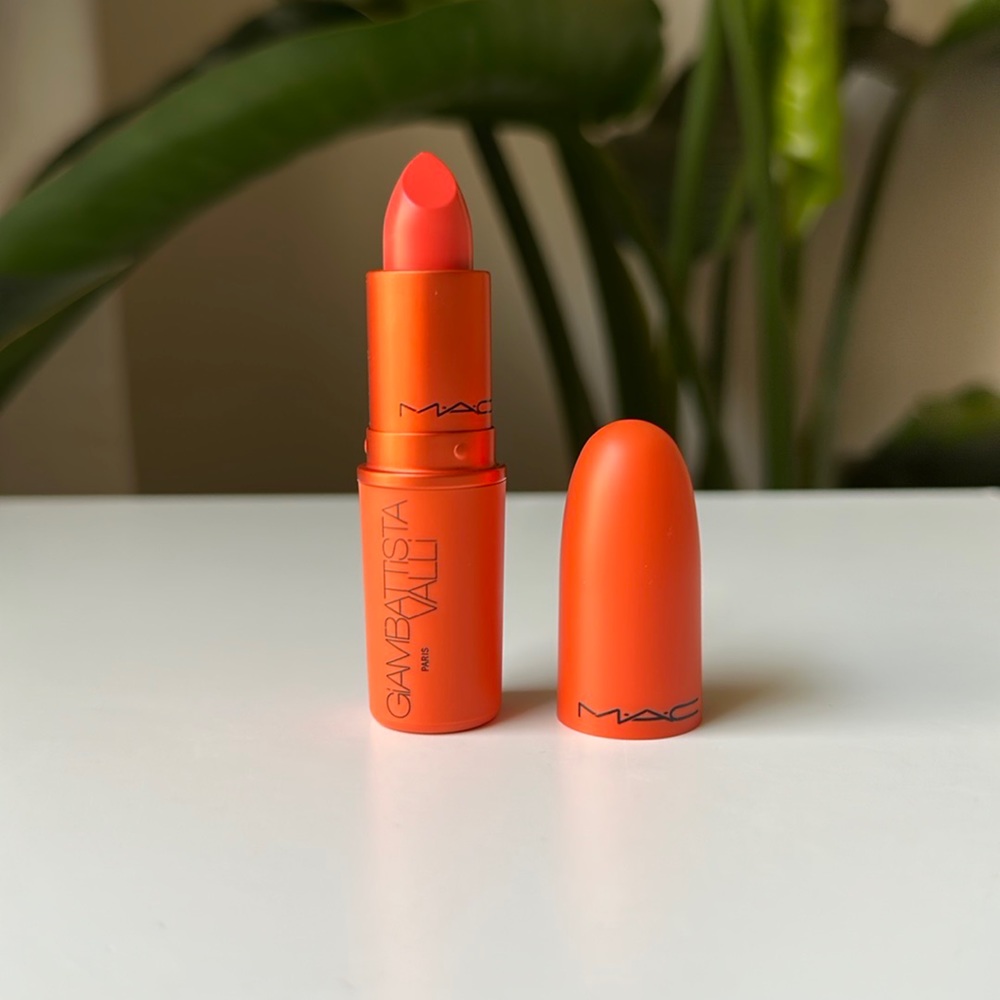 MAC X Giambattista Valli Margherita Orange Lipstick Limited Edition Rare New